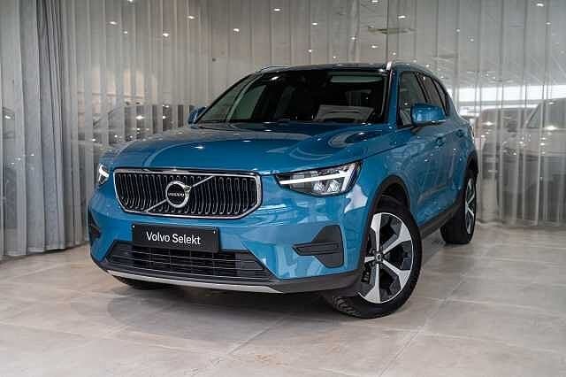 Volvo XC40 Core T2 Automatique, Auto's, https://public.car-pass.be/vhr/b1b44496-a97a-4c97-8b1f-44c3486c4fcd, Euro 6, Blauw, Verwarmde buitenspiegels