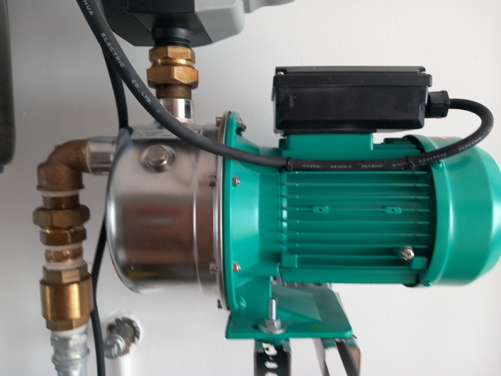 Wilo regenwaterpomp, Ophalen, Zo goed als nieuw, Elektrisch, Regentonpomp