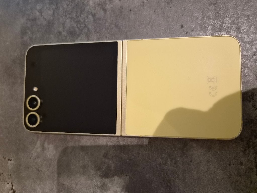 Samsung Z Flip 6 geel - 256 GB, Ophalen, Gebruikt, Overige kleuren, Zonder abonnement