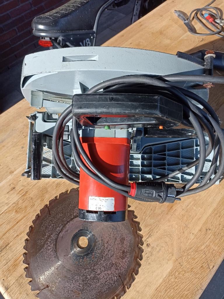 Scie circulaire Mafell Mks 105, 1200 watts ou plus, 70 mm ou plus, Enlèvement, Utilisé