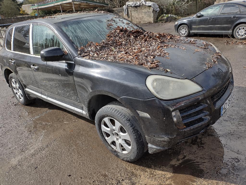 Porsche Cayenne, Ophalen, Porsche
