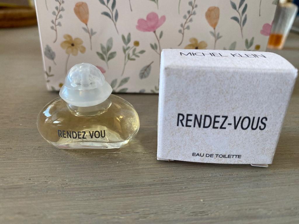 Parfum miniatuur Michel Klein Rendez vous, Ophalen of Verzenden, Zo goed als nieuw, Miniatuur, Gevuld