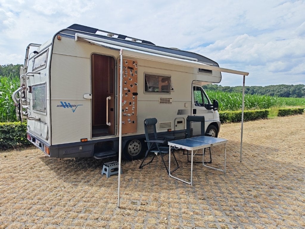 Mobilvetta Fiat Ducato 2.5D (1994) Oldtimer Camper, Caravanes & Camping, Siège de train, Toilette à cassette, Fiat, Jusqu'à 6