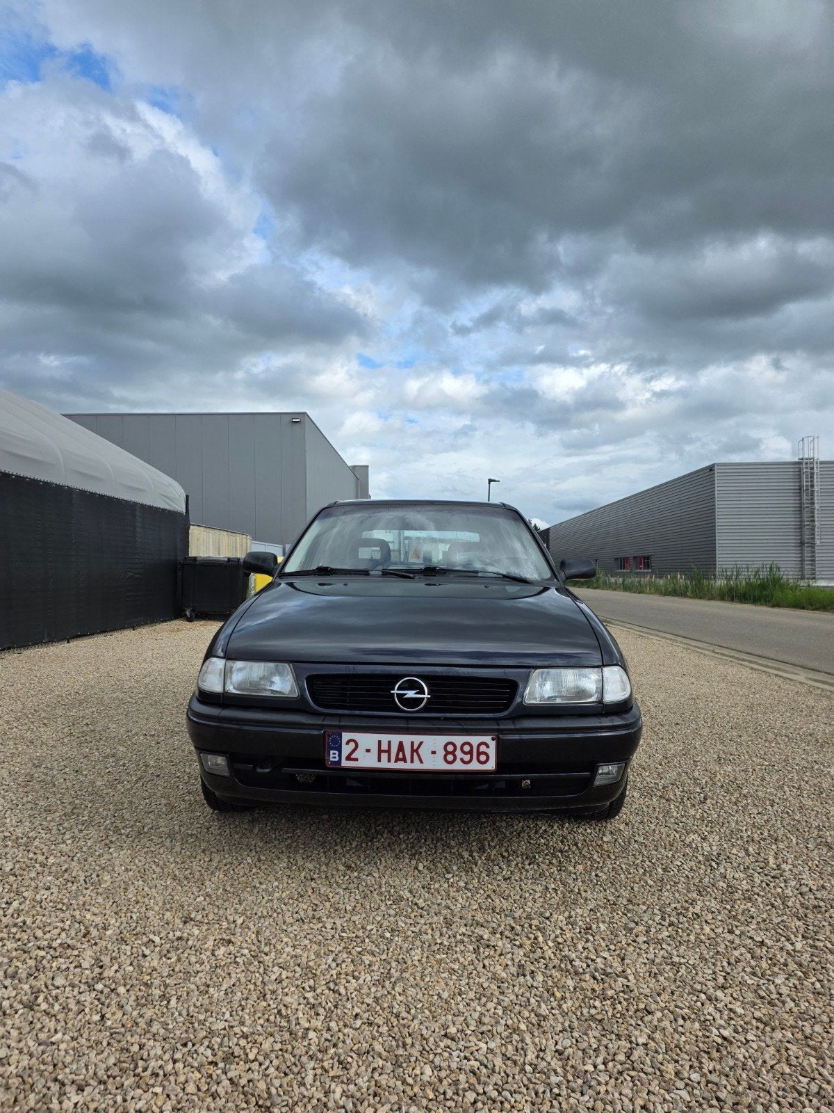 Opel Astra F 1.4 Essence, Autos, Opel, Particulier, Astra, Vitres électriques, Essence, Euro 1, 5 portes, Boîte manuelle, Noir
