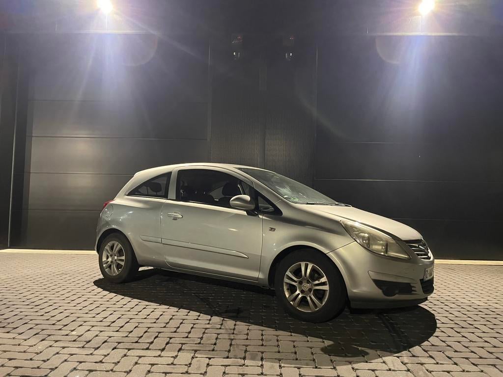 Opel, corsa, essence vc, ve, clim Jante Control carnet Gps, Argent ou Gris, Achat, Entreprise, Boîte manuelle