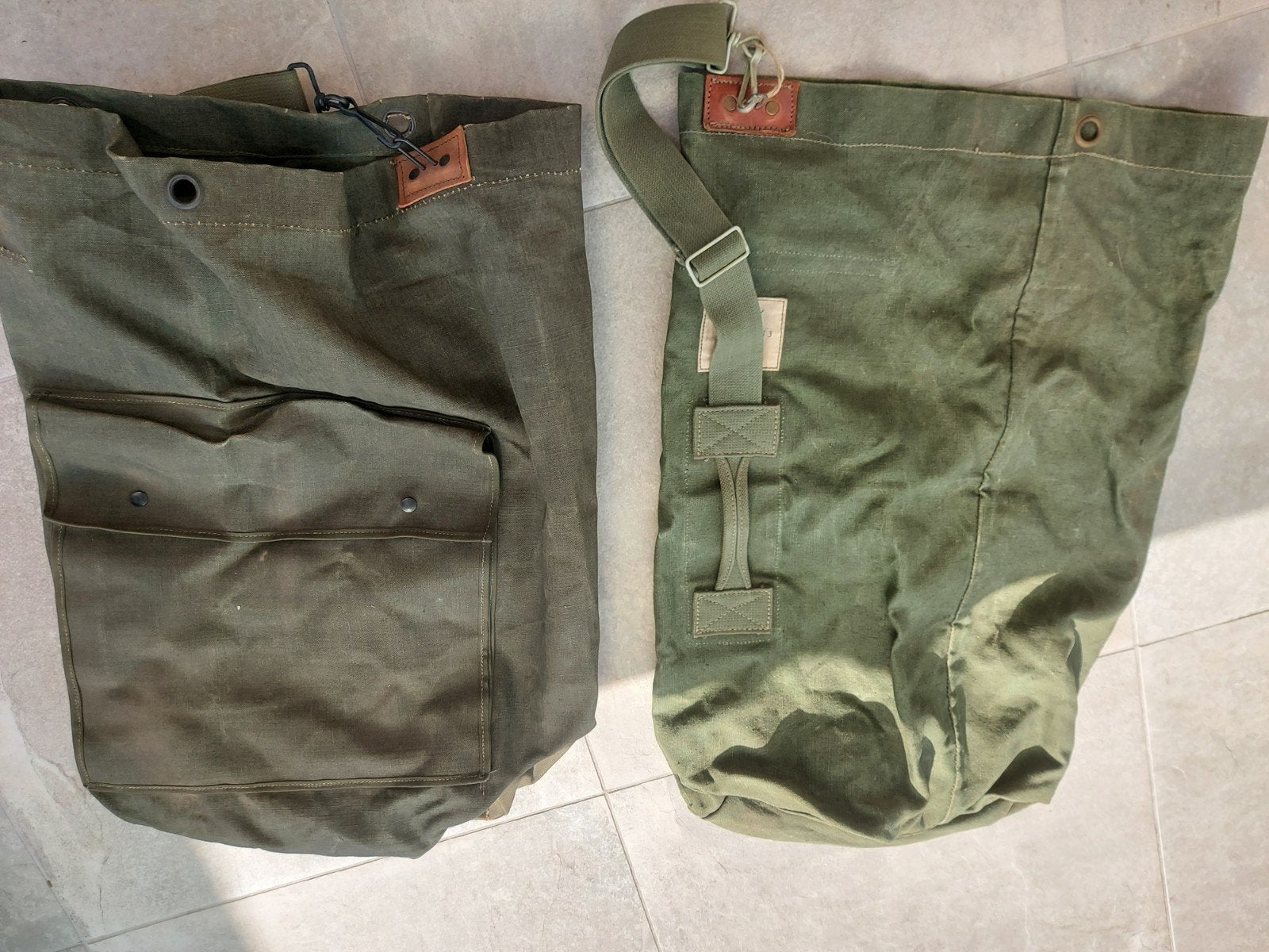 sacs de sport de l'armée belge, Collections, Enlèvement ou Envoi