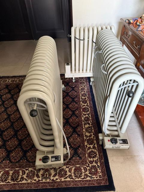 elektrische olieradiatoren, Doe-het-zelf en Bouw, Verwarming en Radiatoren, Ophalen, 30 tot 80 cm, Radiator, Zo goed als nieuw