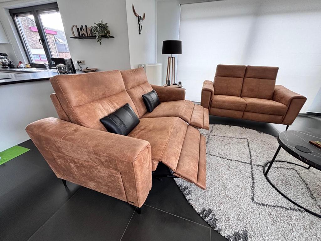 Salon te koop 2 zit en 3 zit(met relax), Ophalen, Zo goed als nieuw