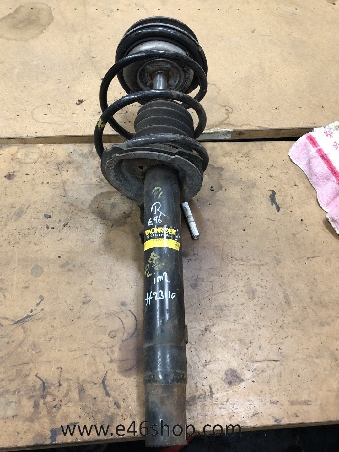 VEERPOOT SCHOKBREKER BMW 3 SERIE E46 RECHTS VOOR MONROE, Gebruikt, -, -, Ophalen of Verzenden