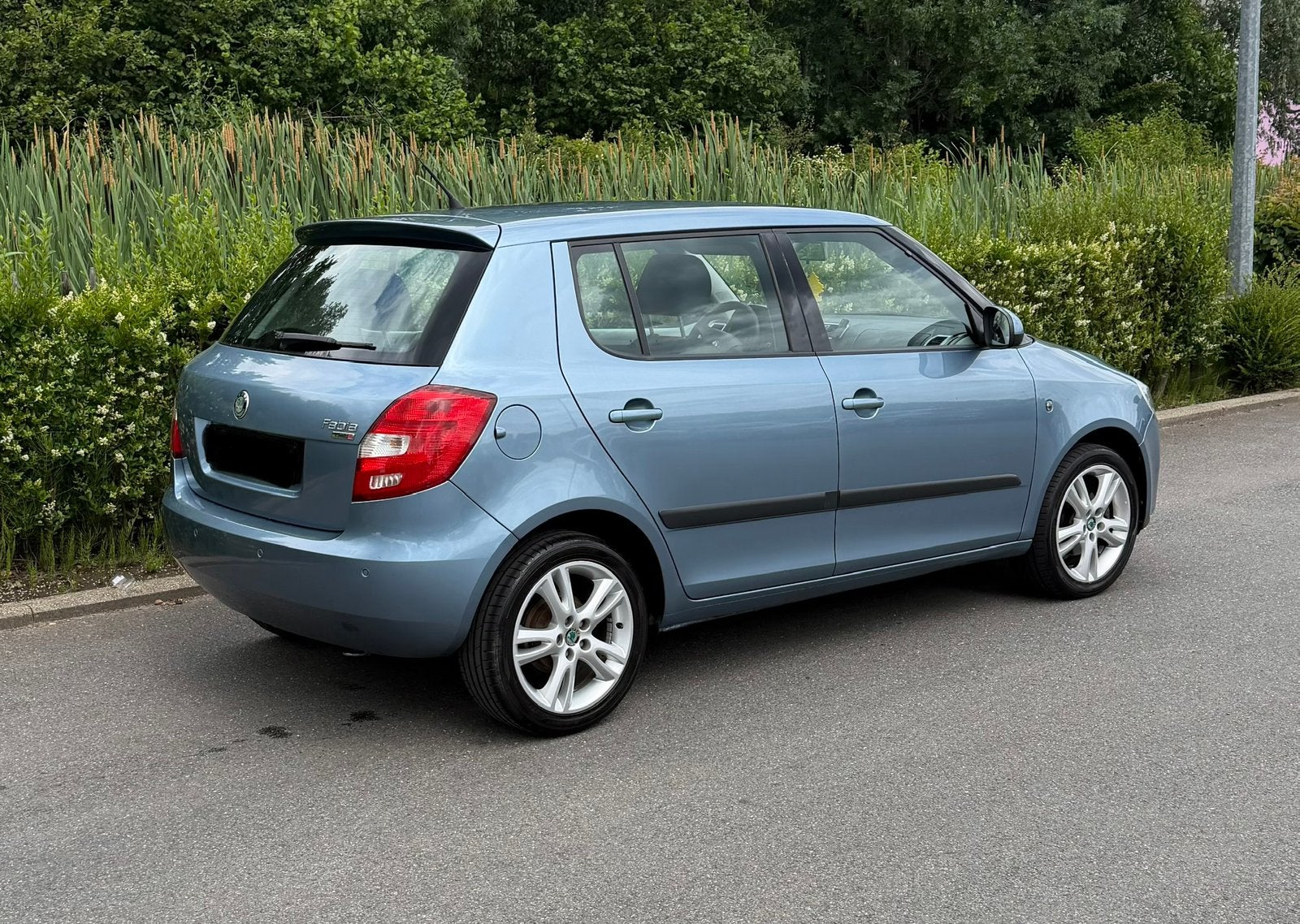 Skoda Fabia 1.2 Benzine | Airco | Parkeersensoren | 137000km, Auto's, Stof, Blauw, Overige kleuren, 5 deurs