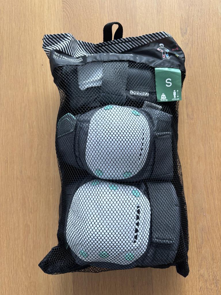 Skeeler protection set Oxelo - Maat S - 3 delig, Sport en Fitness, Skeelers, Nieuw, Bescherming, Dames, Ophalen