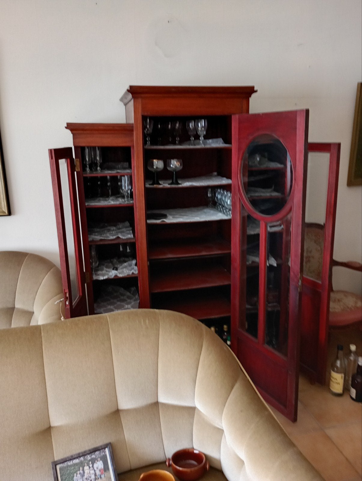 houten vitrinekast, Huis en Inrichting, Ophalen, Hout