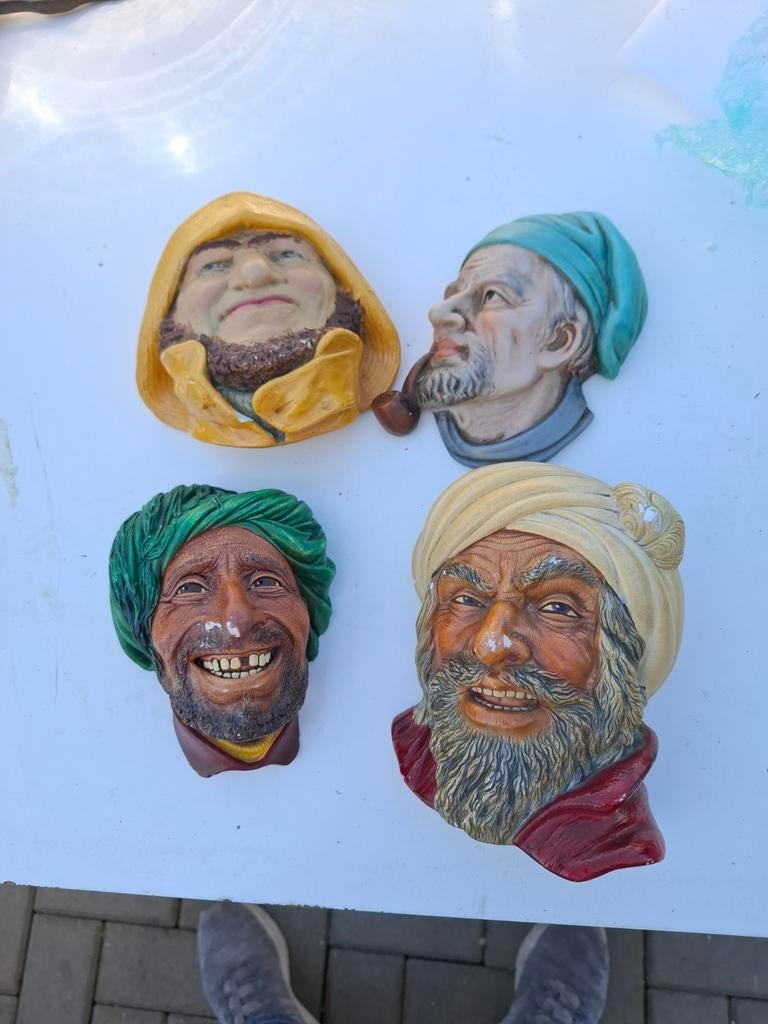Rubriques, Antiquités & Art, Enlèvement