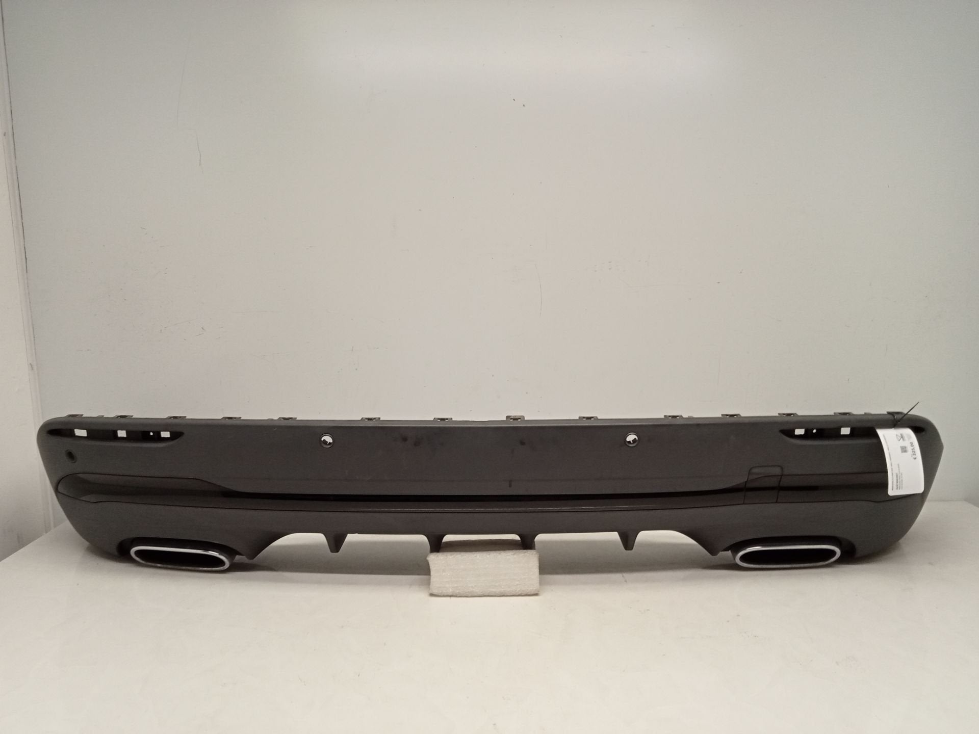 Pare-chocs diffuseur AMG Mercedes-Benz Classe B W247 A247885, Mercedes-Benz AG, Pare-chocs, Mercedes-Benz, Utilisé