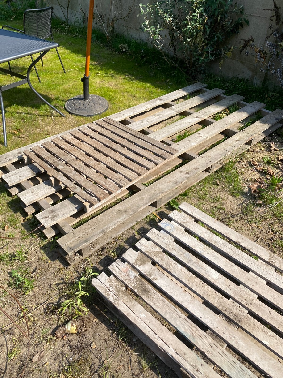 Palleten/stoofhout, Tuin en Terras, Terrasdelen en Vlonders, Ophalen, Zo goed als nieuw