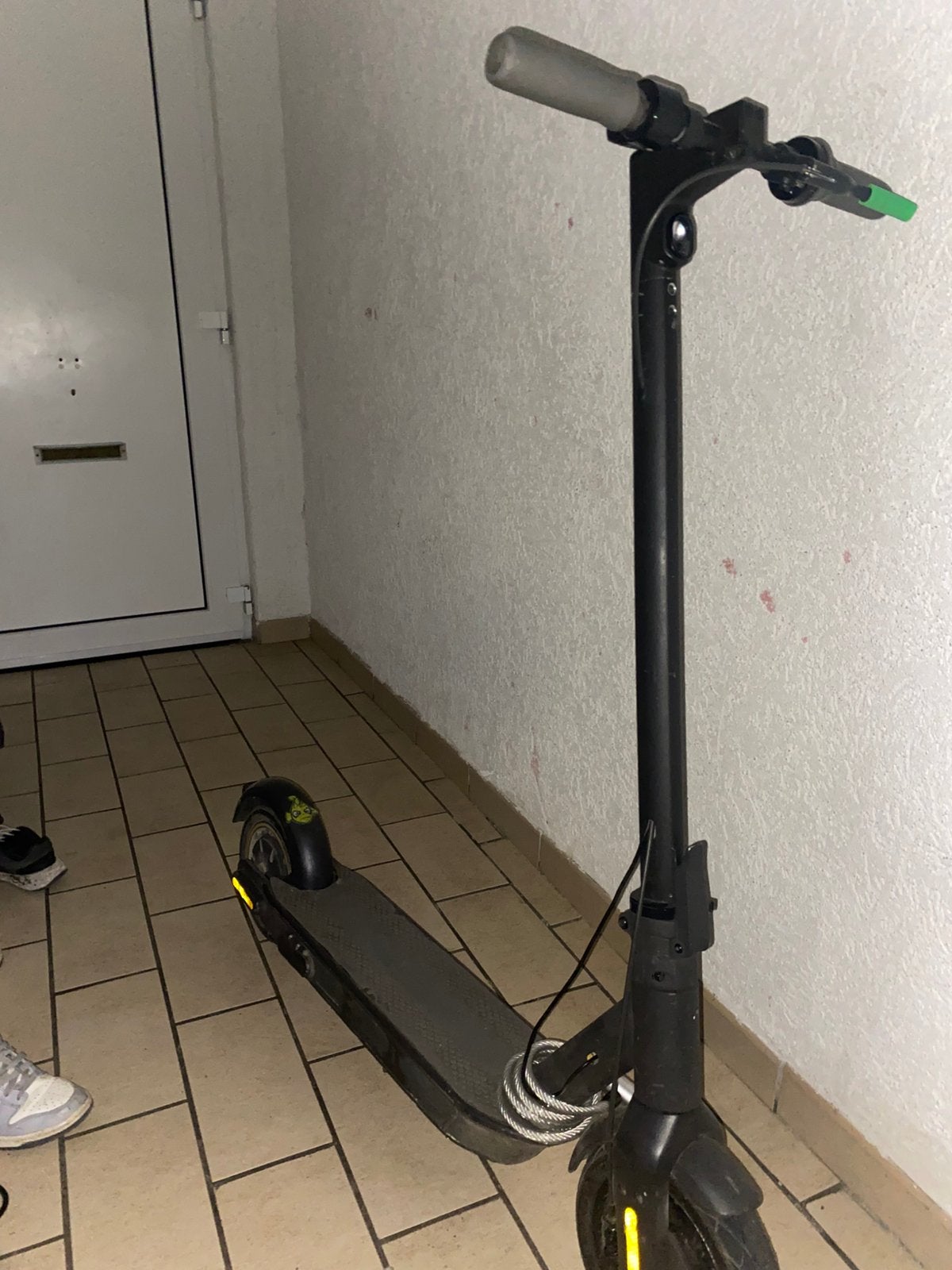Ninebot g30 – Nieuwe Batterij + Banden + Remmen – 75 km, Vélos & Vélomoteurs, Trottinettes, Comme neuf, Enlèvement