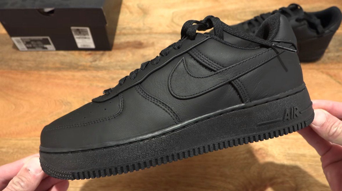 Nike Airforce 1 Black maat 43, Ophalen, Zwart, Zo goed als nieuw, Sneakers