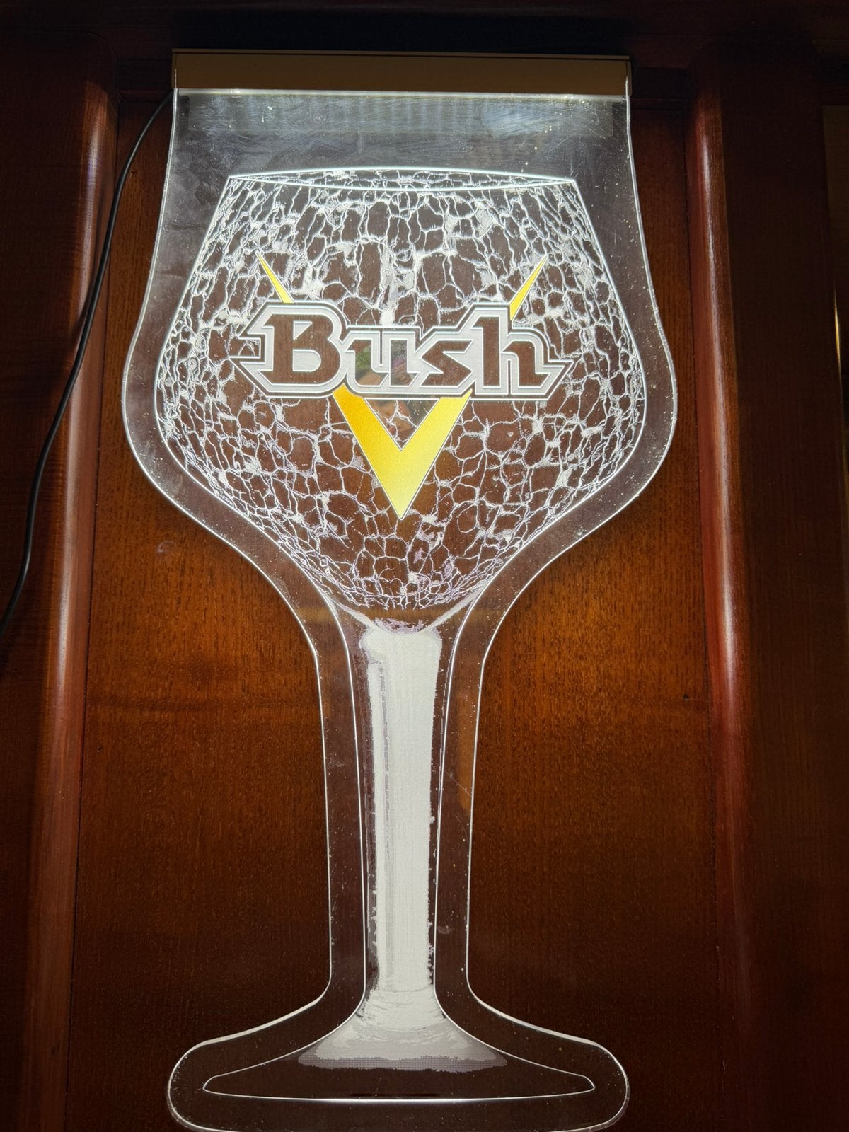 ENSEIGNE LUMINEUSE BUSH EN VERRE, Enlèvement