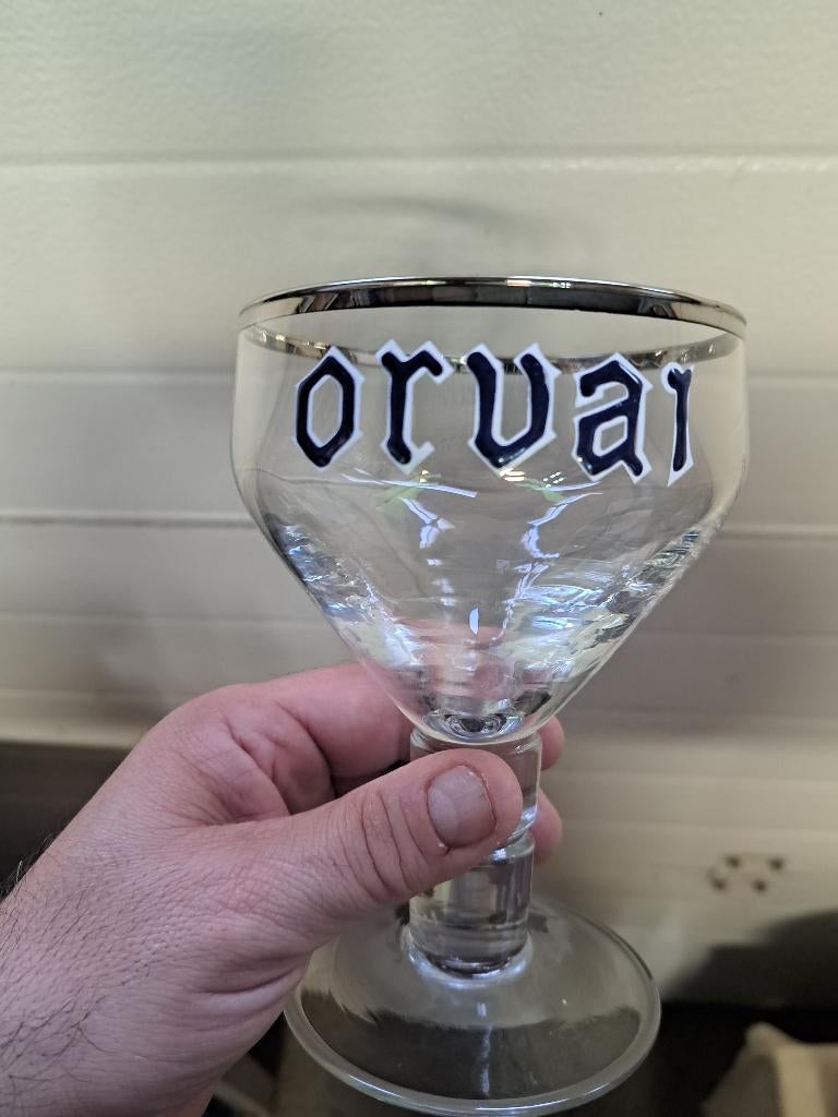 Verre orval émaillé, Enlèvement