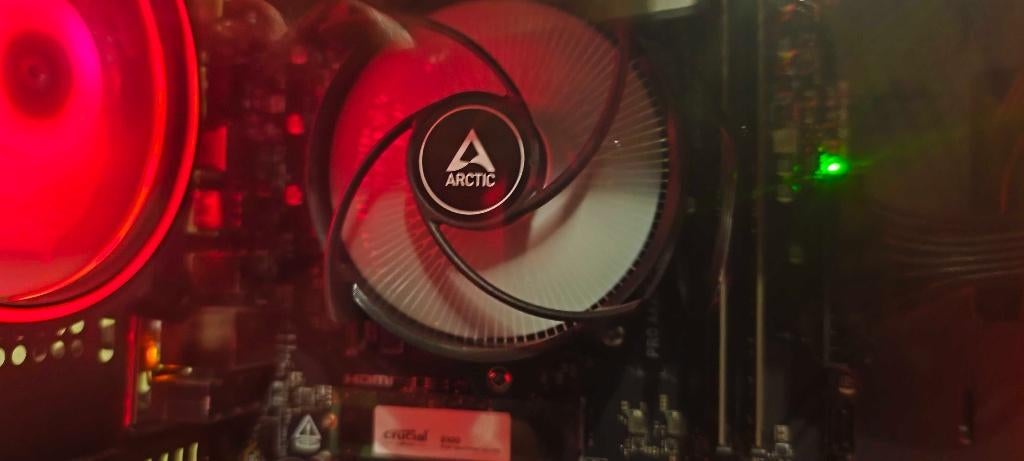 AM5 - Ryzen 7 8700F et MSI PRO A-620M-E, Informatique & Logiciels, Processeurs, Enlèvement ou Envoi, AM5, 4 Ghz ou plus, AMD Ryzen 7