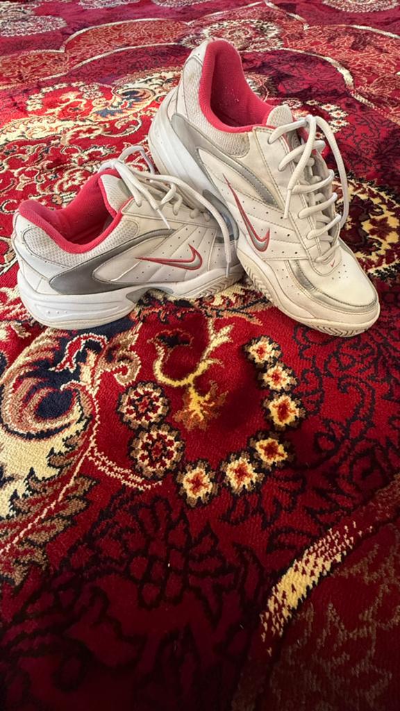 Schoenen Nike, Kleding | Heren, Schoenen, Ophalen of Verzenden, Wit, Sportschoenen