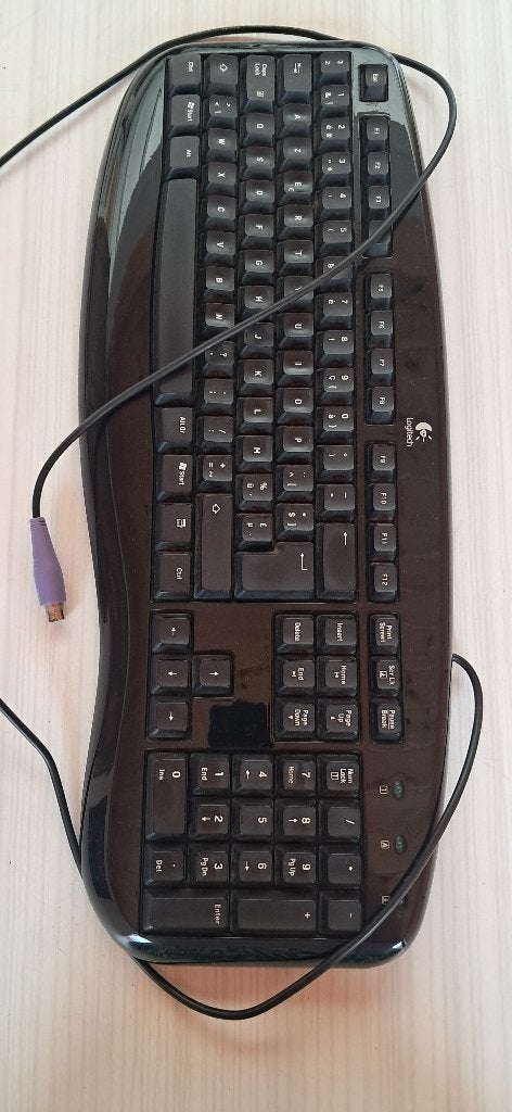 toetsenbord Logitech Azerty, Computers en Software, Ophalen, Azerty, Gebruikt
