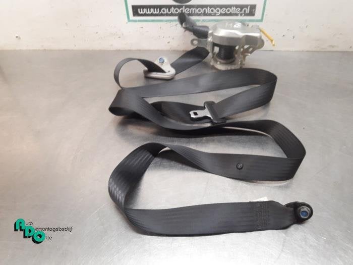 Ceinture de sécurité avant droite d'un Suzuki SX-4 (SX-4 0, -, 3 mois de garantie, Utilisé, -