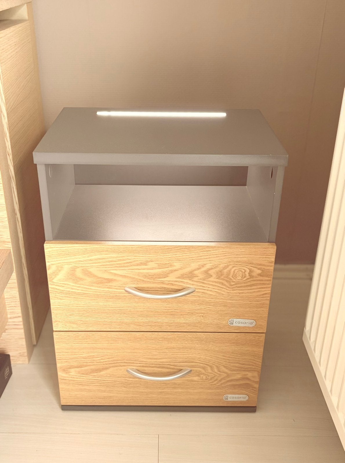 Table de chevet CASARIA Jamie avec éclairage LED, Enlèvement, Comme neuf