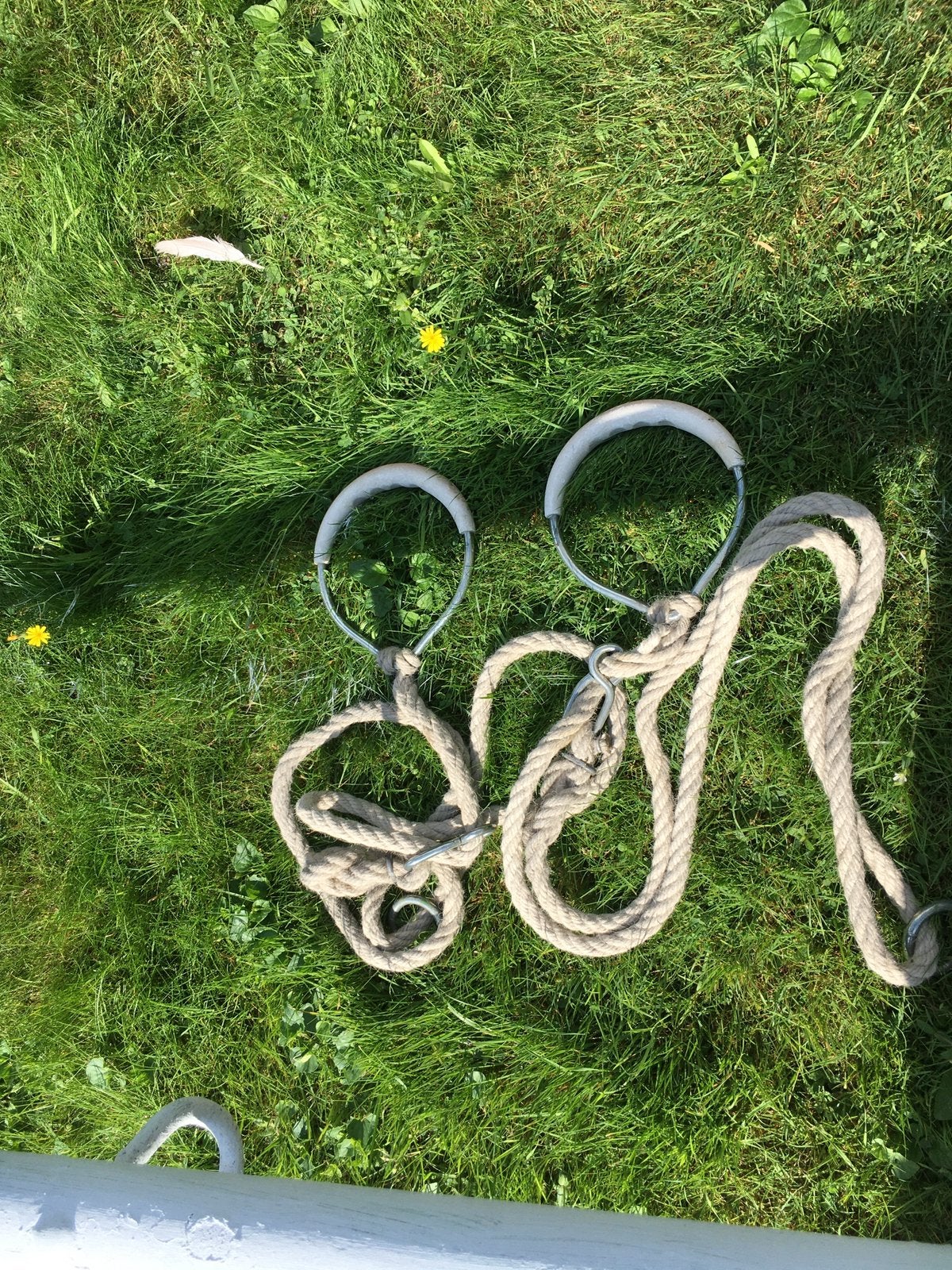 Een set zeer comfortabele ijzeren ringen voor de schommel, Ophalen, Nieuw, Schommel