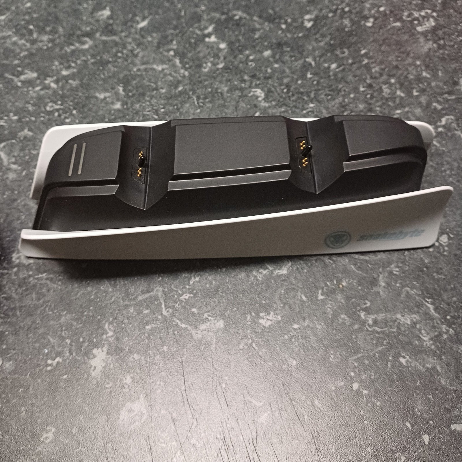 Snakebite Twin Oplaadstation Ps5, Enlèvement ou Envoi