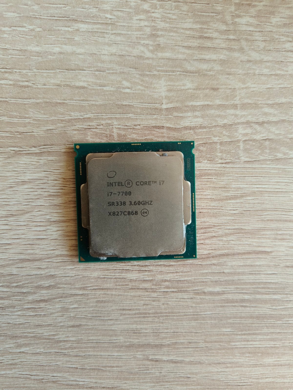 Intel i7 7700, Envoi