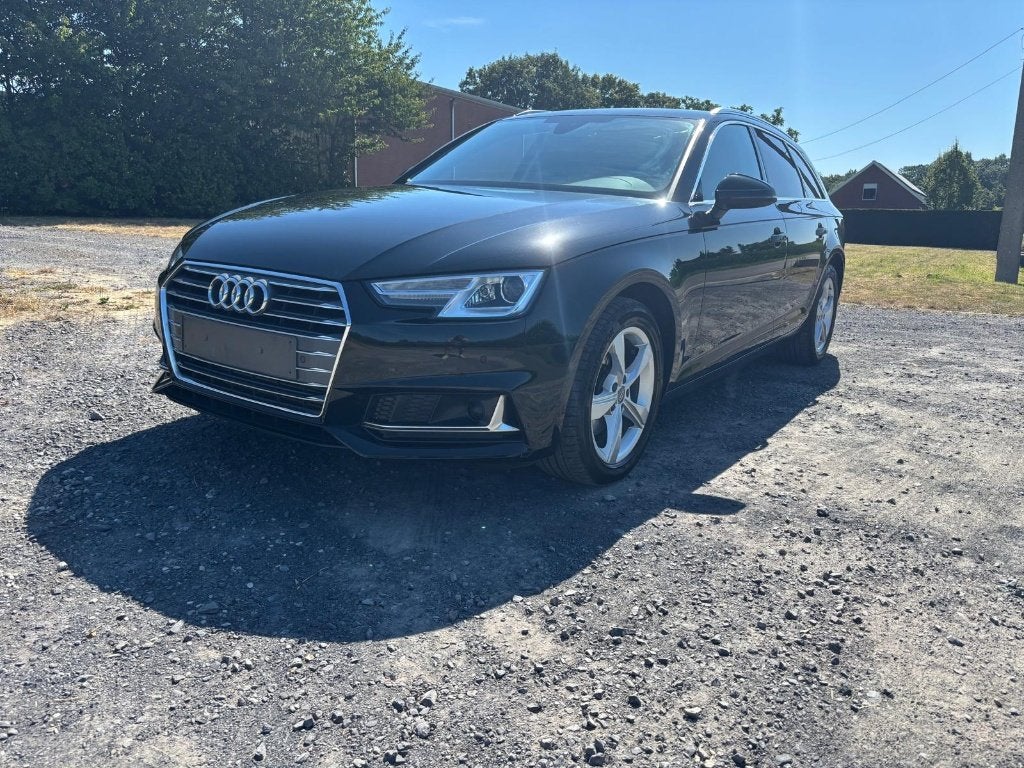 Audi A4 Avant 40 TFSI 2019 51 000 km, Achat, Euro 6, Noir, 5 portes