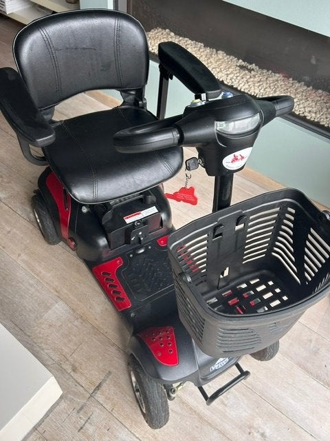 Binnen- en buitenscootmobiel Venus 4 Sport met luchtbanden, Divers, Voitures sans permis & Scooters pour invalides, 10 km/h ou moins