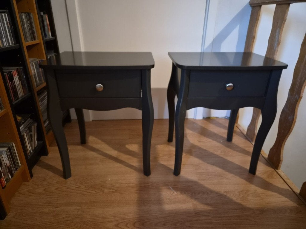 Zwarte nachtkastjes, Ophalen, 55 tot 70 cm, Zo goed als nieuw, 45 tot 65 cm