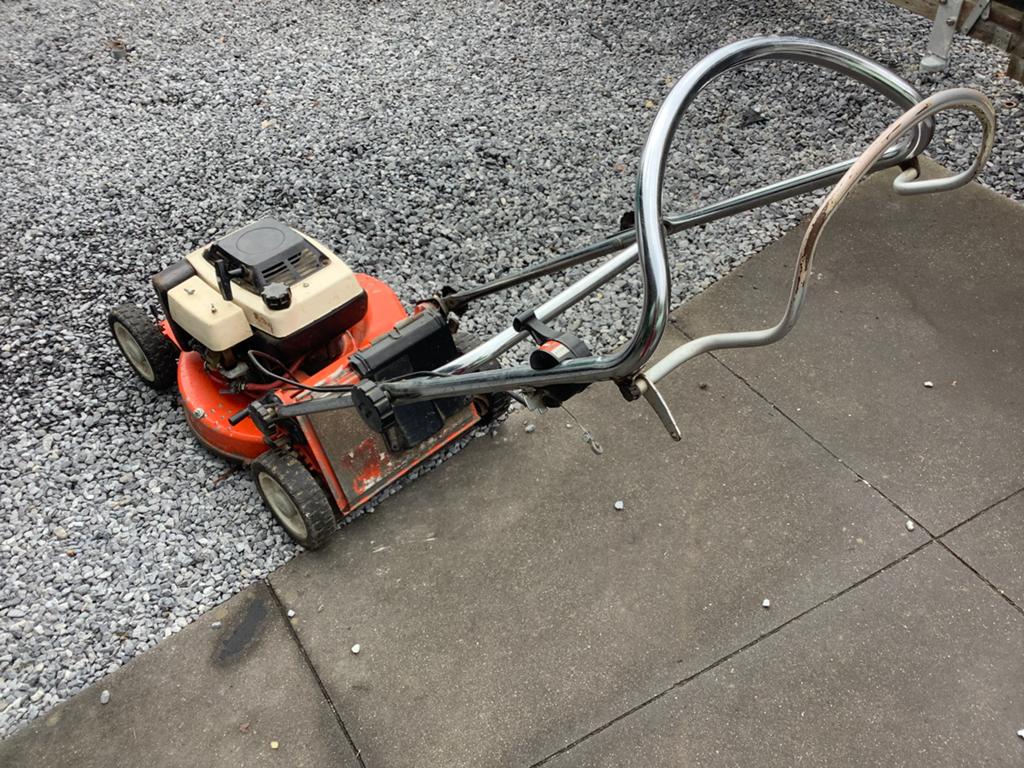 Grasmaaier, Tuin en Terras, Grasmaaiers, Zo goed als nieuw, Ophalen