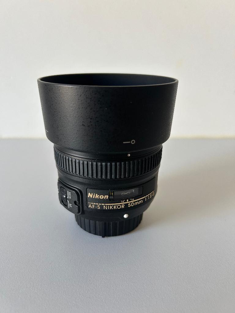 Nikon 50mm in zeer goede staat, Enlèvement, Comme neuf, Lentille standard