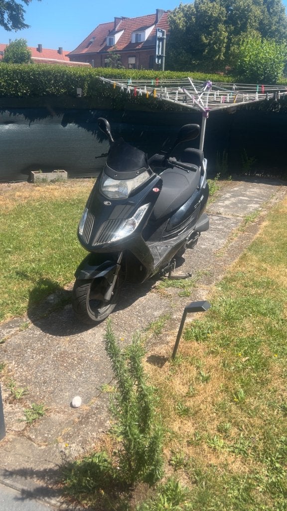 Kymco dink 125cc scooter, Motos, Scooter, Kymco, Permis Moto A1 minimum, 1 cylindre