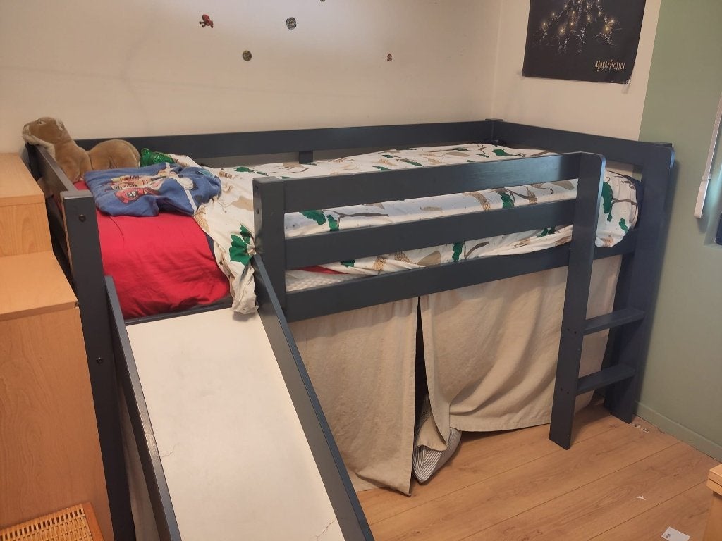 Halfhoogslaper met glijbaan, Kinderen en Baby's, Kinderkamer | Stapelbedden en Hoogslapers, Ophalen, Gebruikt, Halfhoogslaper