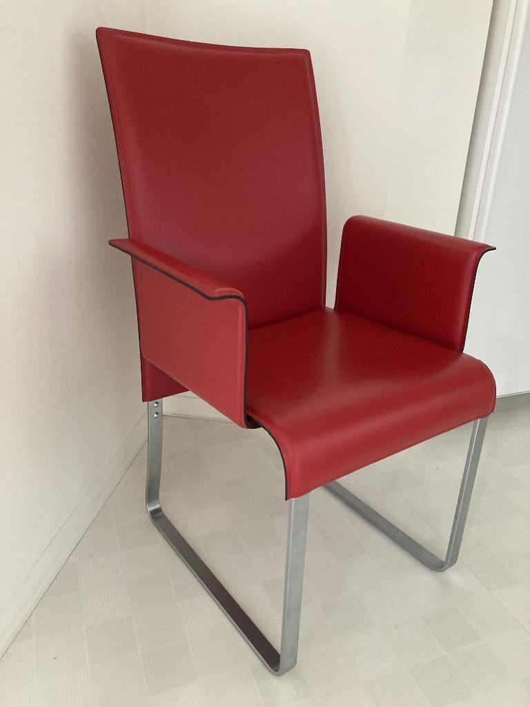 Kwaliteits design stoel rood leder in zeer goede staat, Ophalen, Leer, Zo goed als nieuw, Rood