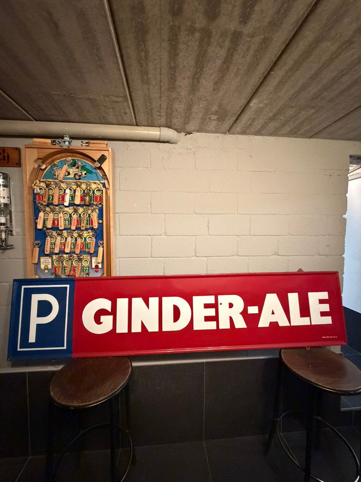 Emaille bord parking GINDER-ALE, Enlèvement, Utilisé, Panneau publicitaire