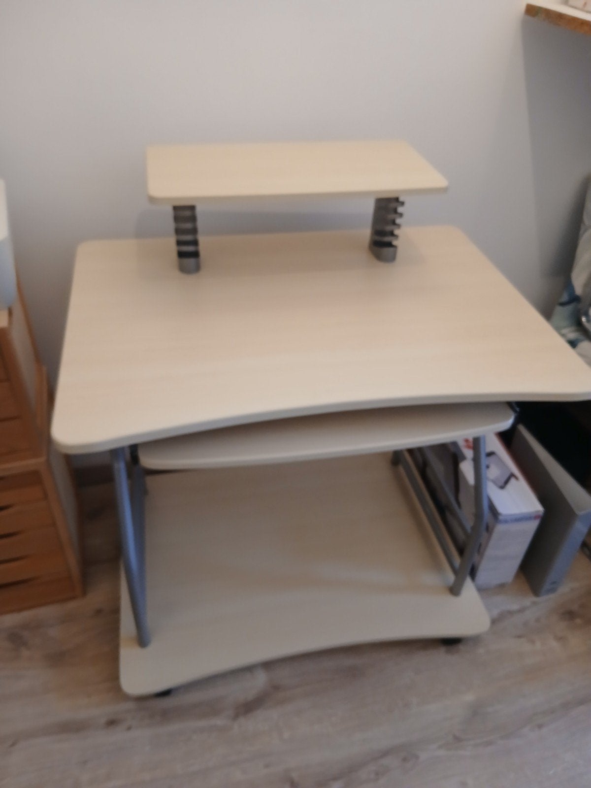 bureau metal/mdf, Maison & Meubles, Armoires | Meubles ordinateur, Enlèvement