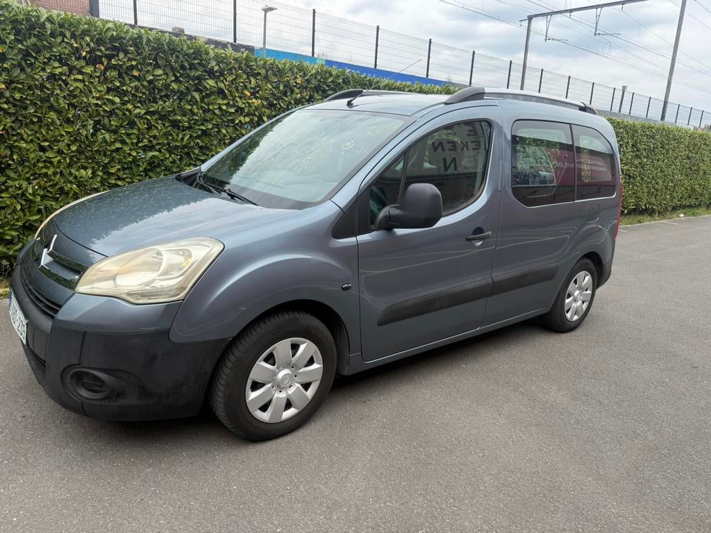 Citoen berlingo/benzine/ lez zone overal/ 134dkm, Auto's, Citroën, Berlingo, Particulier, Euro 4, Stadsauto