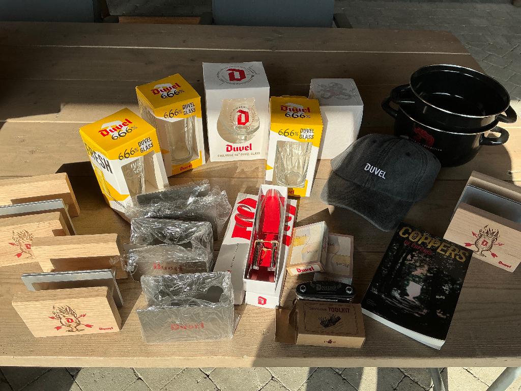 Lot Duvel alles nieuw, Ophalen, Duvel
