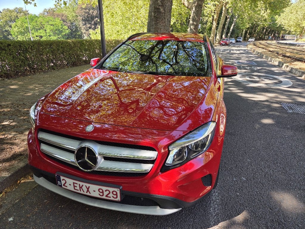 Mercedes Gla 200 cdi, Autos, Rouge, Achat, 2020 kg, Euro 6
