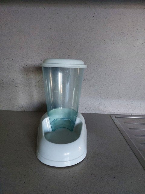 Drink of voerbak voor hond of kat, Ophalen of Verzenden, Zo goed als nieuw