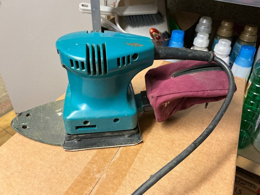 Makita schuurmachine, Bricolage & Construction, Outillage | Ponceuses, Enlèvement, Utilisé, Moins de 600 watts, Ponceuse orbitale