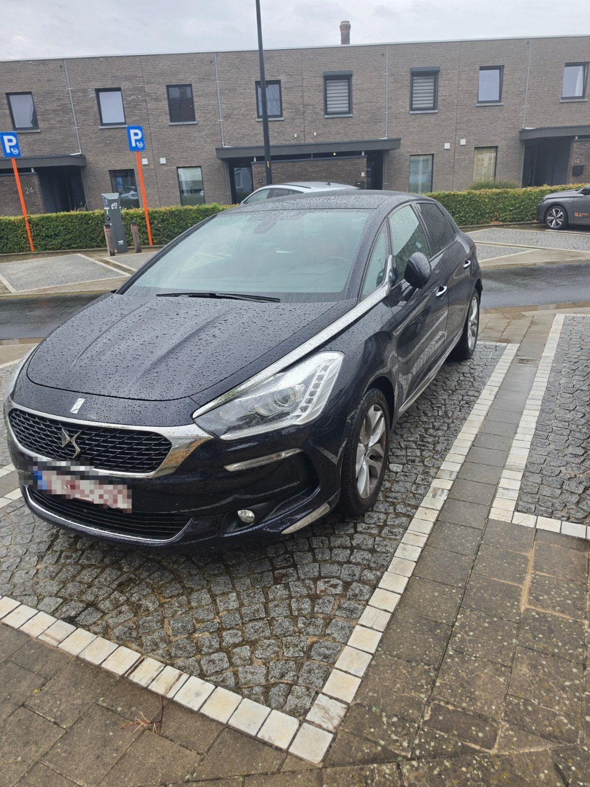 DS5 BLEU CHIC S&S 2L DIESEL HDI, Cuir, Euro 6, 86 g/km, Noir