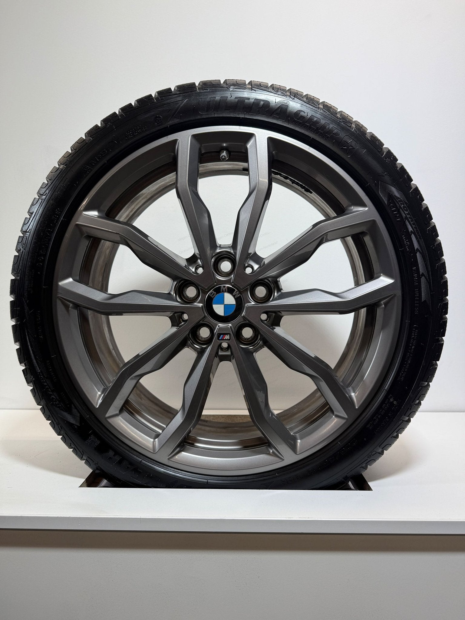 18’’ BMW 1 SERIE F40 F41 VELGEN WINTERBANDEN ORIG TPMS 711m, Autos : Pièces & Accessoires, Pneus & Jantes, Pneus et Jantes, Pneus hiver