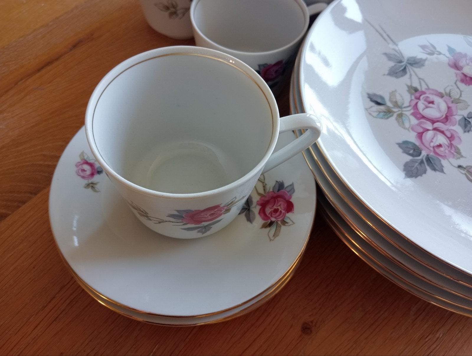 Borden set 6 delig, Huis en Inrichting, Vintage, Ophalen of Verzenden, Zo goed als nieuw, Porselein