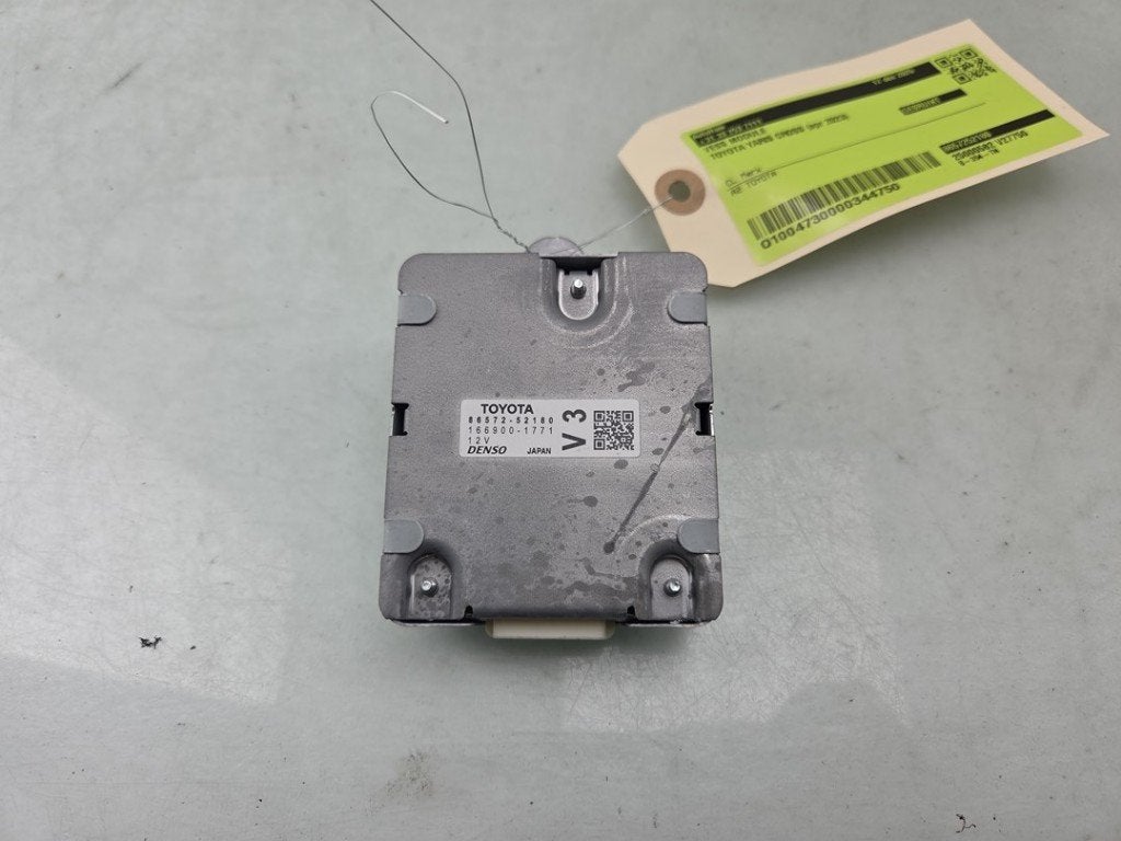 DIVERS VESS module Yaris Cross (PB1 / PJ1) (|8657252180|), Kundenbetreuung@toyota.de, Toyota, Utilisé, Toyota-Allee 2
50858  Köln, DE